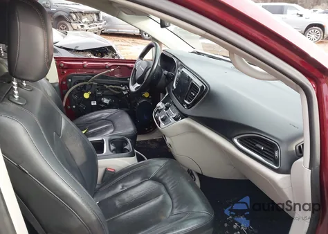 2020 Chrysler Pacifica Touring L Plus z USA, uszkodzony, nr VIN 2C4RC1EG5LR234333